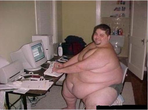 really-fat-guy-on-computer[1].jpg